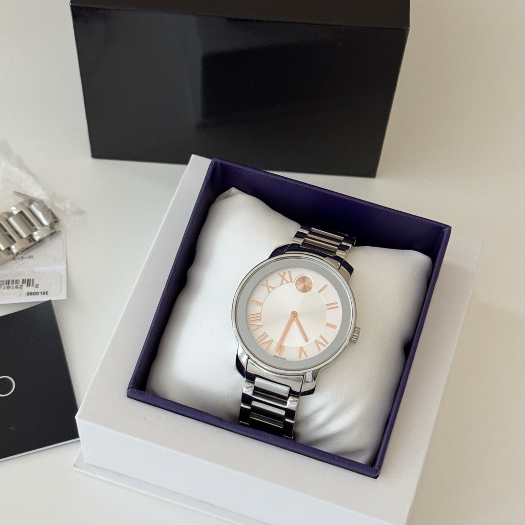 Movado Women’s Unisex Swiss Bold Stainless Steel Bracelet Watch 39mm 3600196
